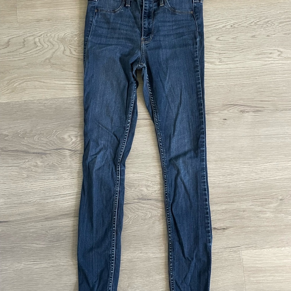 Hollister High-Rise Blue Jeans